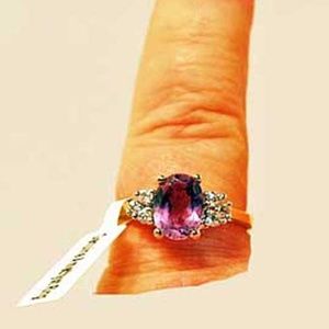 2.75 carat AMETHYST & 6 CUBIC ZIRCONIAS, TAG ON, Sz 8, GENUINE FACETED GEMS,